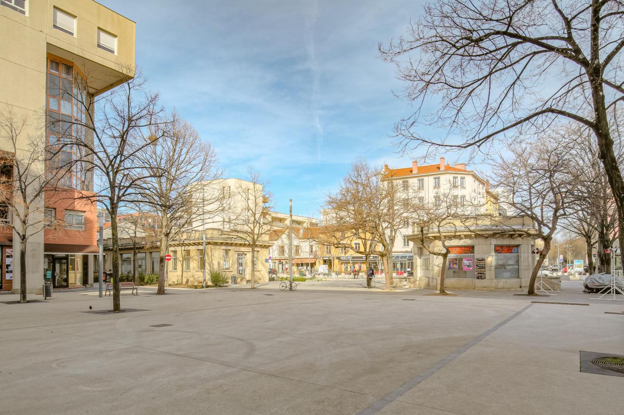 Lionne-Stade Du Lou Lyon Exterior foto
